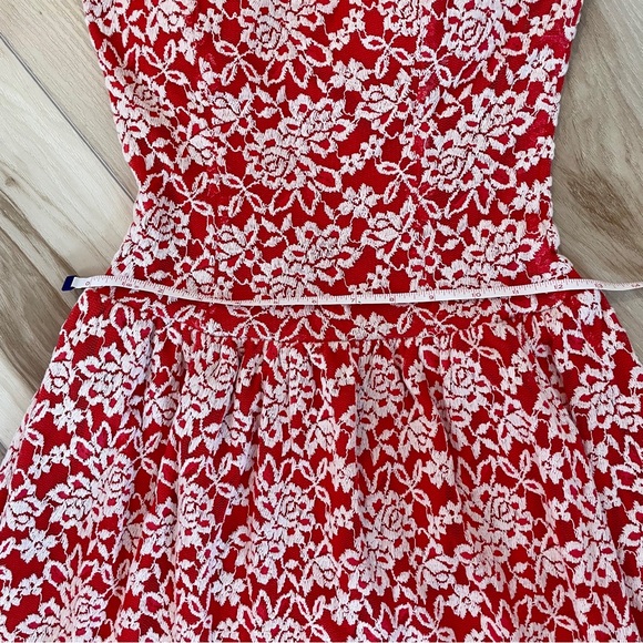 aina be Red & White Strapless Sweat Heart Dress With Floral Lace Details Size S - Picture 10 of 14